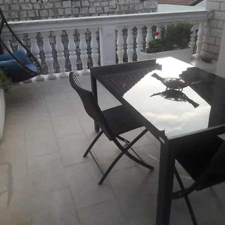 Appartamento Ladovina *